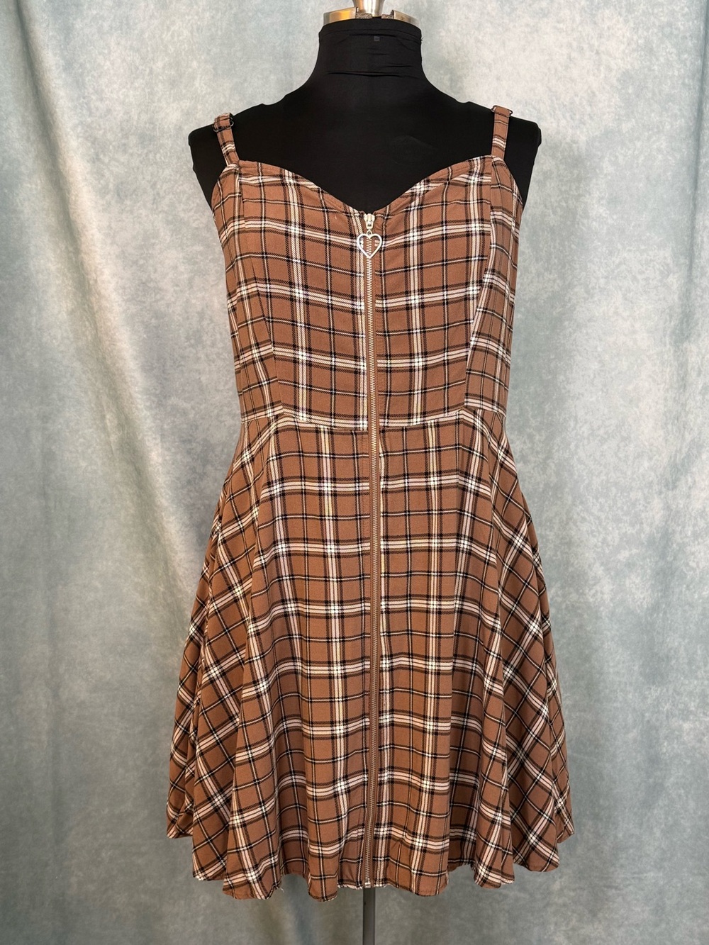 Social Collision Brown Plaid Zip Up Dress WITH POCKETS!! Juniors plus 2